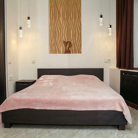 Apartment Luxe Paris Odesa Exterior photo